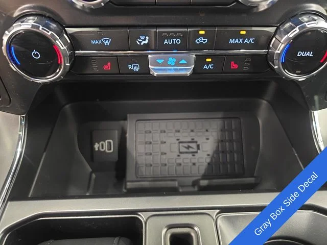 New 2026 Carbonized Gray Metallic Ford XLT image 30