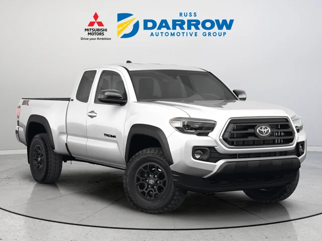 Used 2023 White Toyota SR5 image 8
