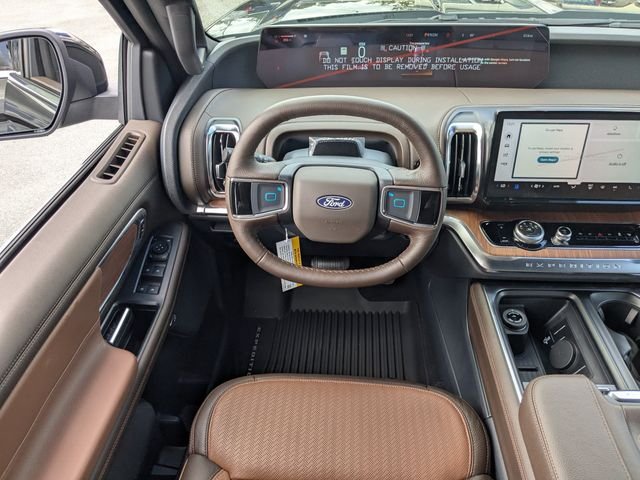 New 2027 Agate Black Metallic Ford King Ranch® image 16