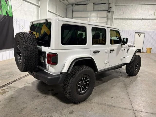 New 2026 Bright White Clear-Coat Exterior Paint Jeep Rubicon X image 6