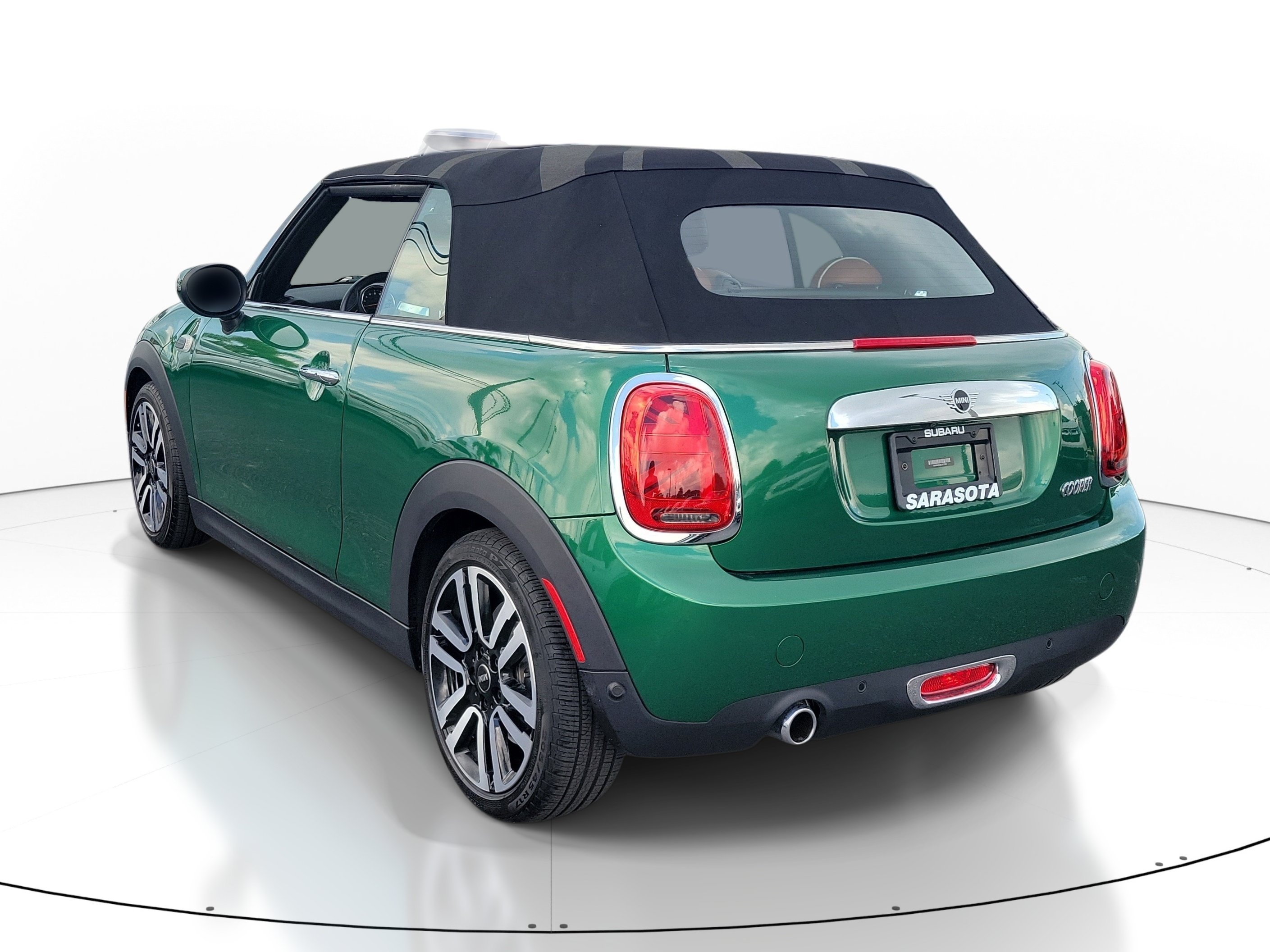 Used 2020 British Racing Green IV Metallic MINI Cooper image 4