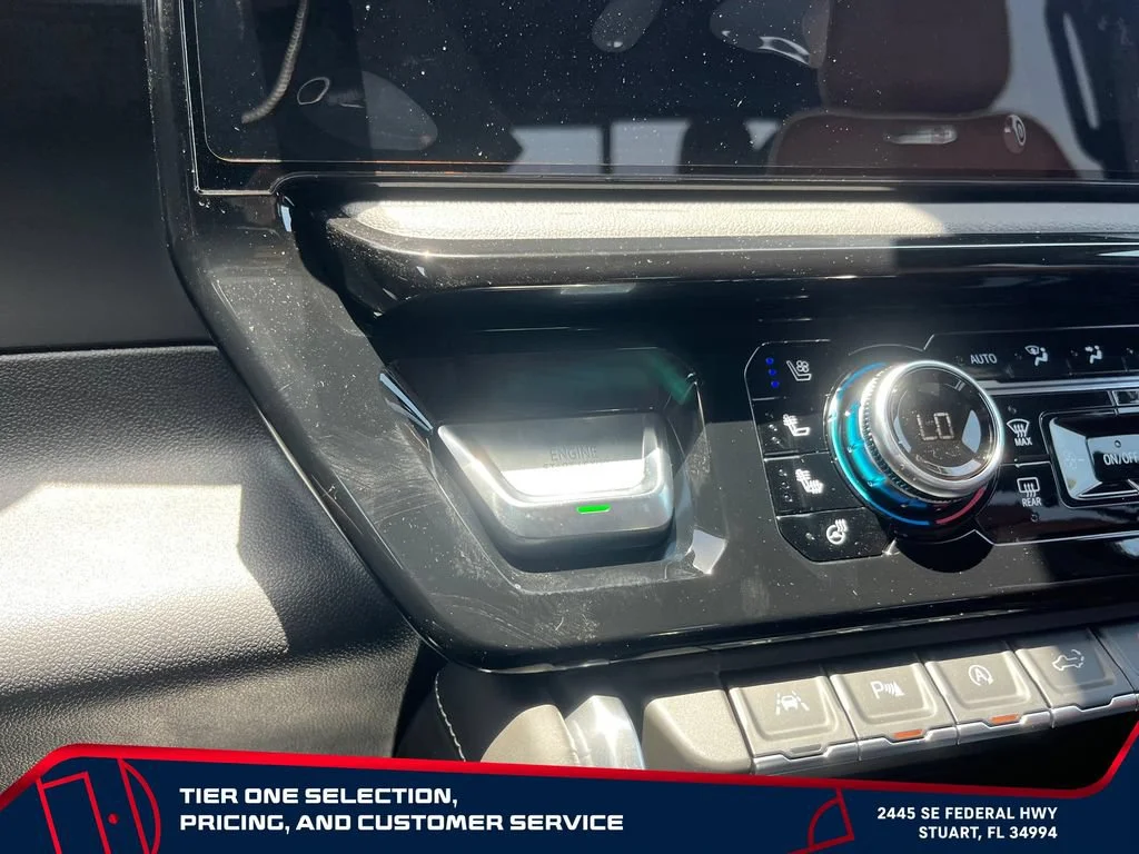 New 2026 Glacier White Tricoat GMC Denali Ultimate image 28