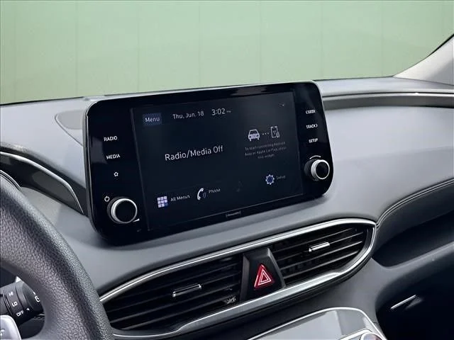 Used 2022 Silver Hyundai SEL image 27