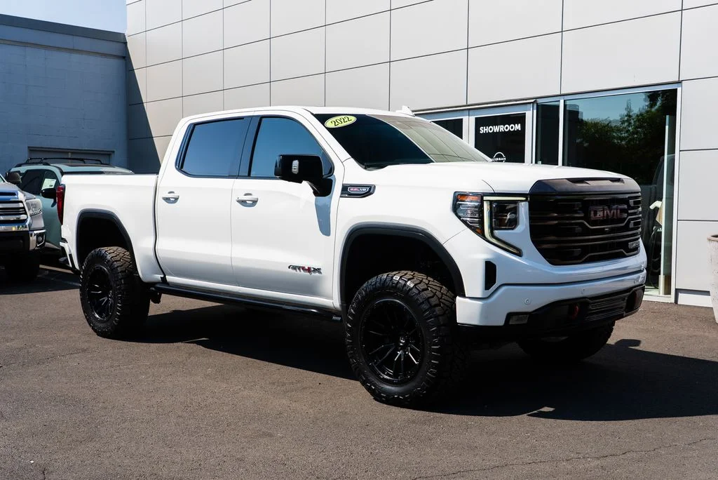 Used 2022 White GMC AT4X image 1