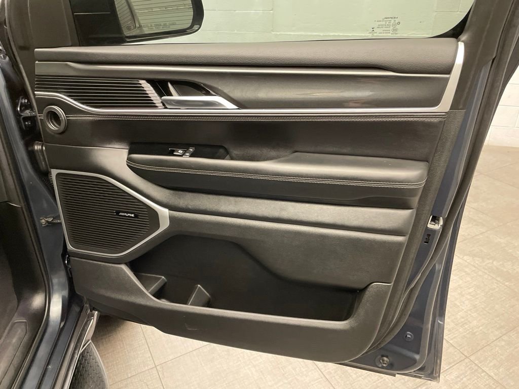 Certified Used 2022 River Rock Wagoneer Series I image 28