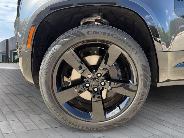 New 2026 Carpathian Grey Land Rover X-Dynamic SE image 9