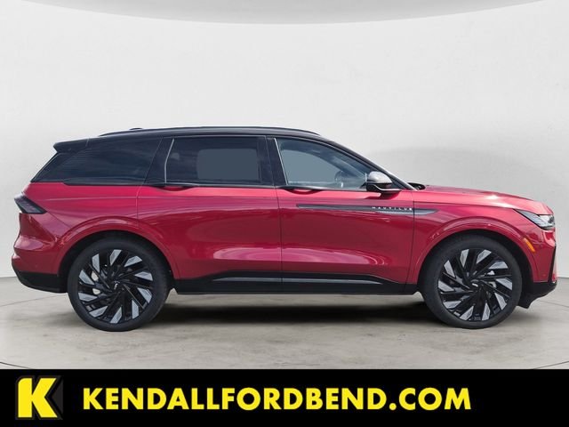 Used 2024 Red Lincoln Reserve image 4