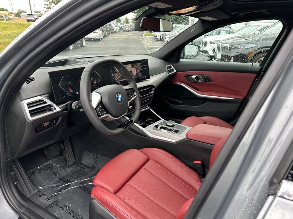 Used 2026 Skyscraper Grey Metallic BMW 330i xDrive image 12