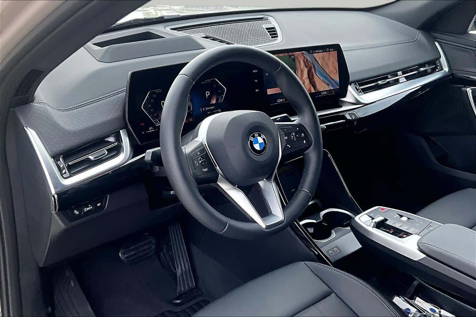 Used 2026 Dune Grey Metallic BMW xDrive28i image 16