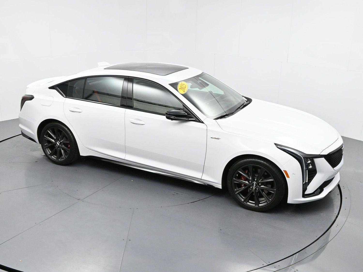 Used 2025 Summit White Cadillac V-Series image 38