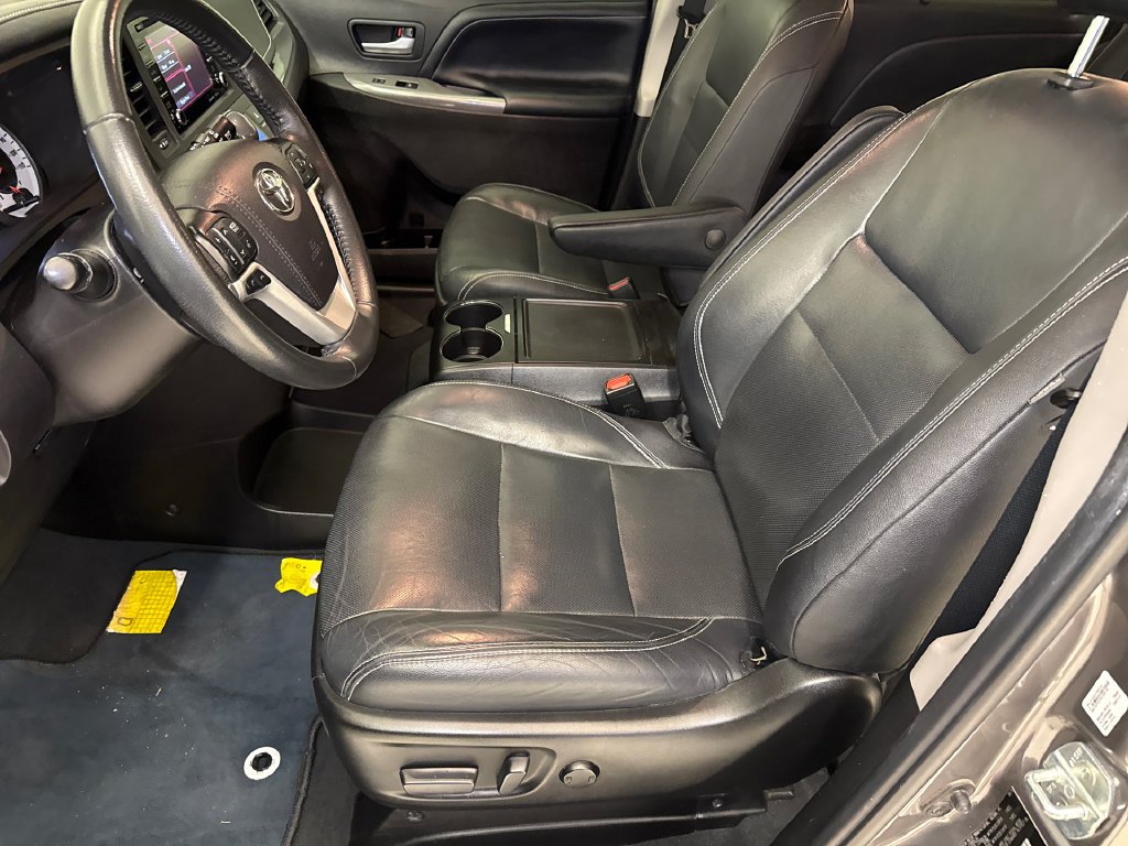 Used 2020 Predawn Gray Mica Toyota SE image 19