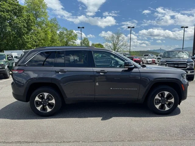 Used 2023 Gray Jeep 4xe image 10
