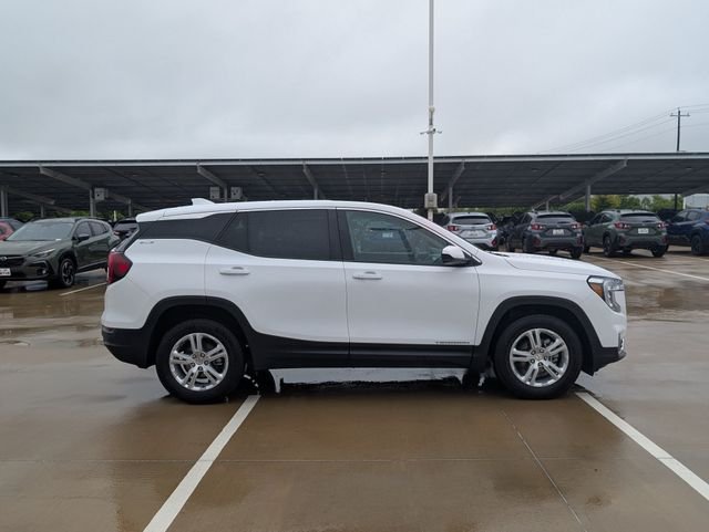 Used 2024 White GMC SLE image 6