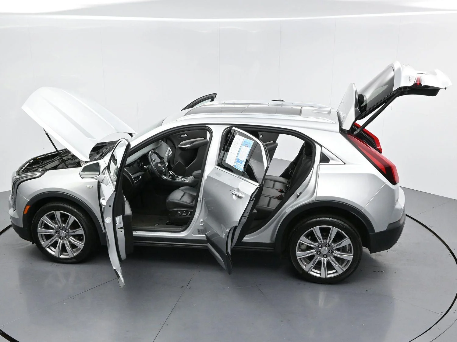 Used 2020 Radiant Silver Metallic Cadillac FWD Premium Luxury image 43