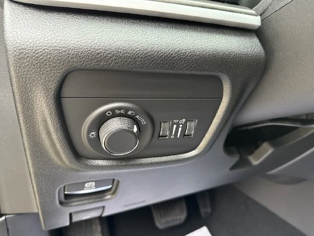 New 2026 Gray Jeep Altitude image 12