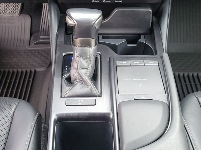 Used 2021 White Lexus 350 image 27