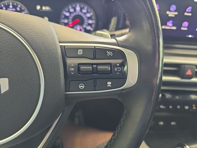 Used 2023 Black Kia GT image 19