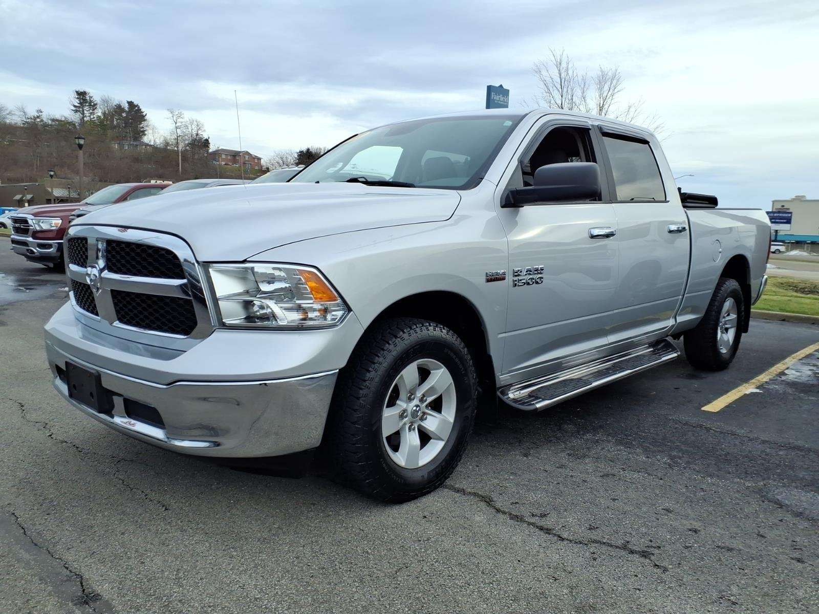 2017 RAM Ram 1500 Pickup SLT