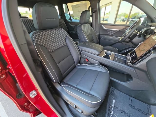 2026 GMC Acadia Denali - Photo 20