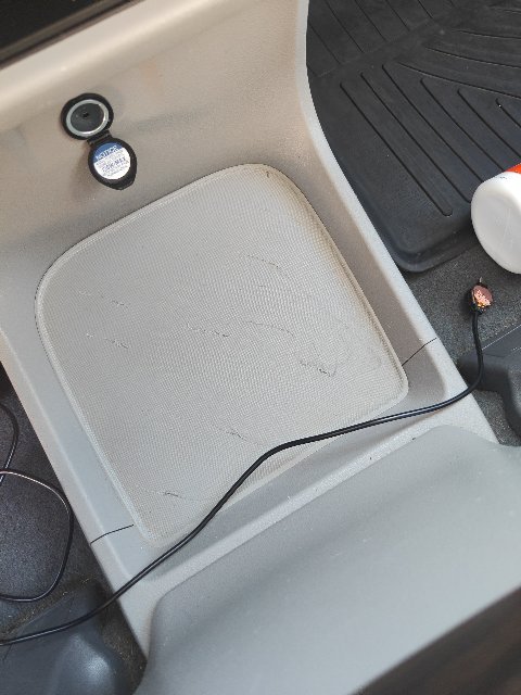 2019 Toyota Sienna XLE - Photo 24