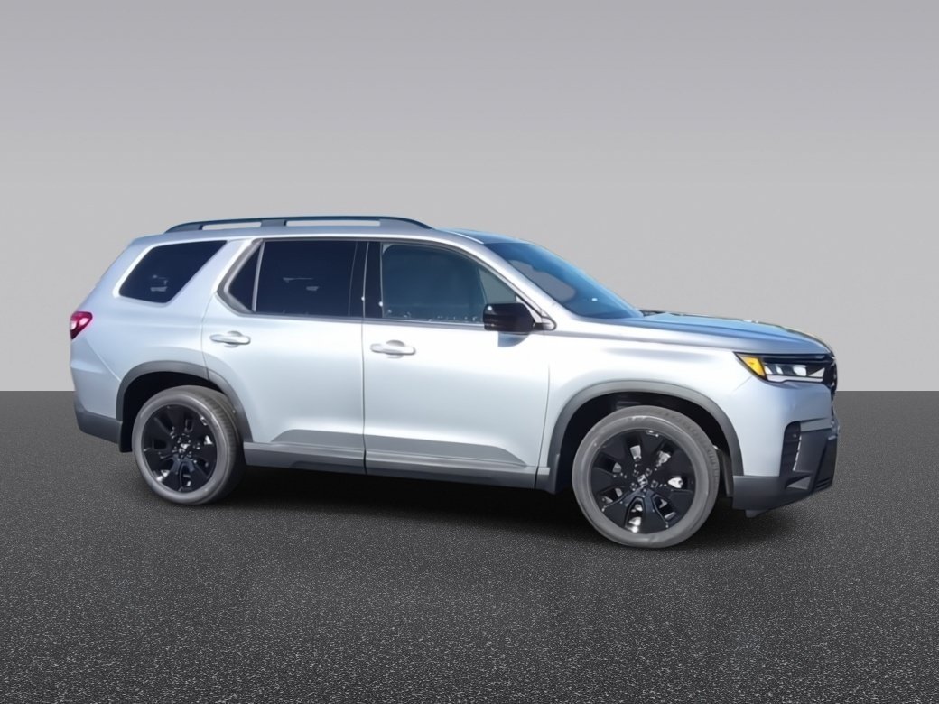 New 2026 Solar Silver Metallic Honda Black Edition AWD image 9