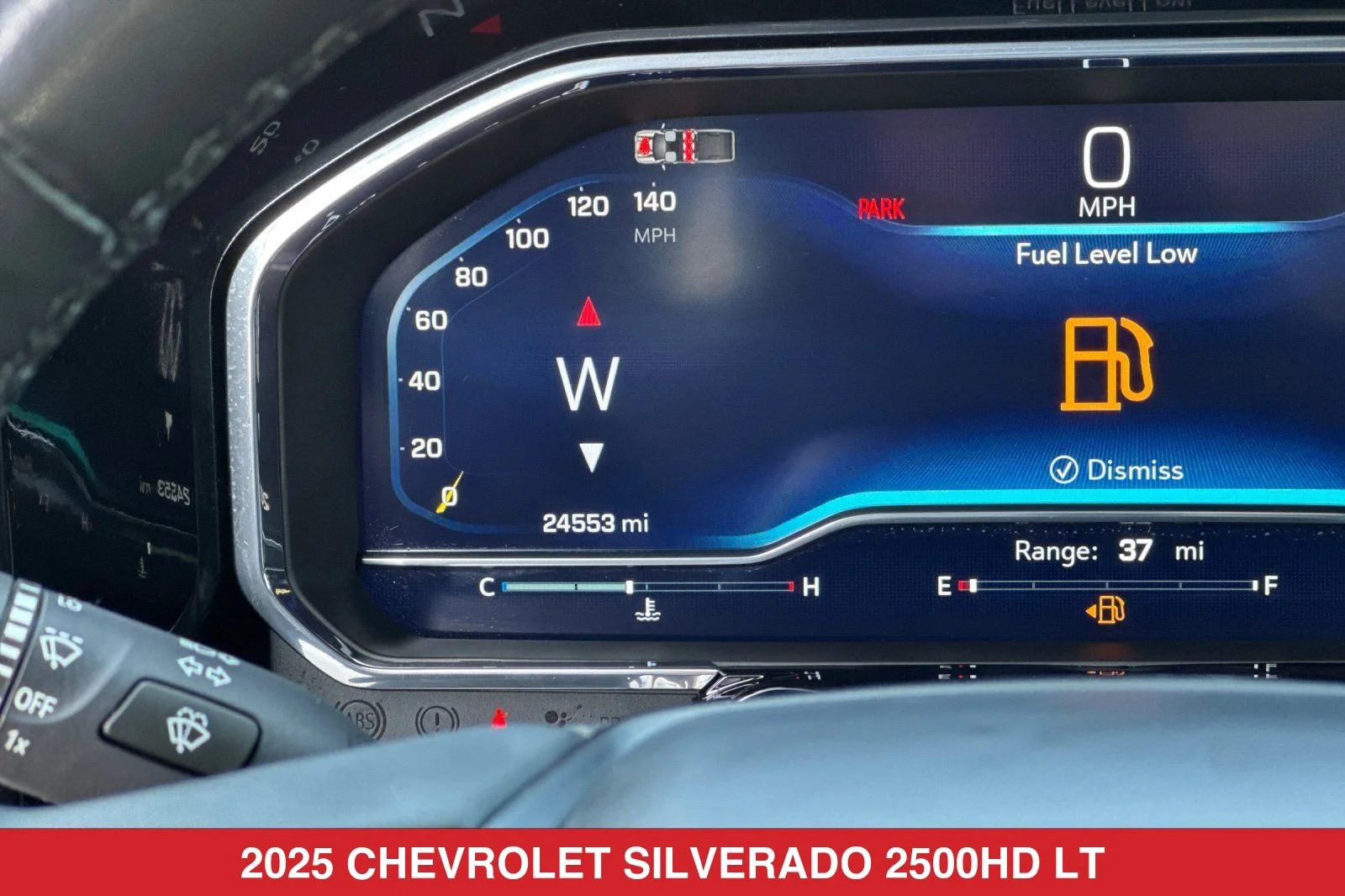 Used 2025 White Chevrolet LT image 25