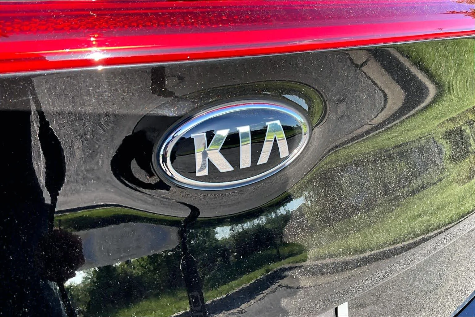 Certified Used 2020 Black Cherry Pearl Kia LX image 45