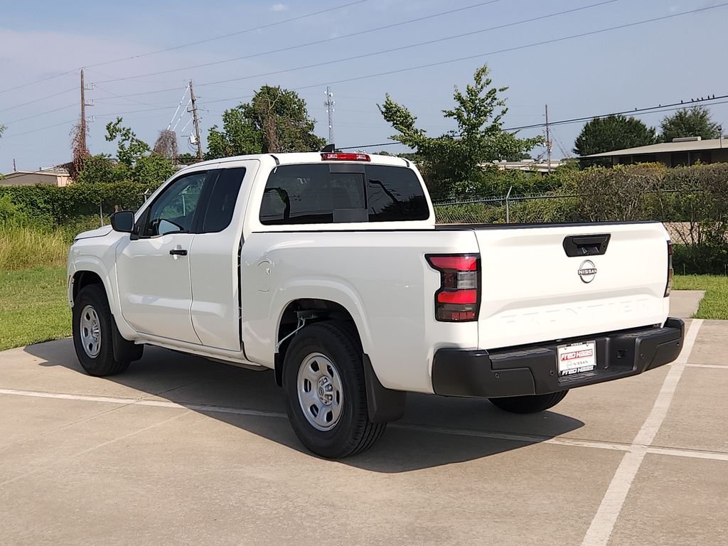 New 2026 White Nissan S King Cab image 5