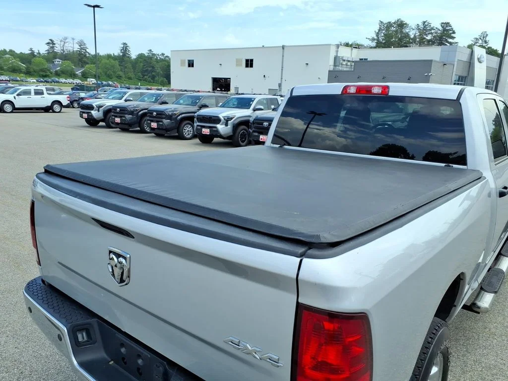Used 2017 Bright Silver Clearcoat Metallic Ram Tradesman image 5