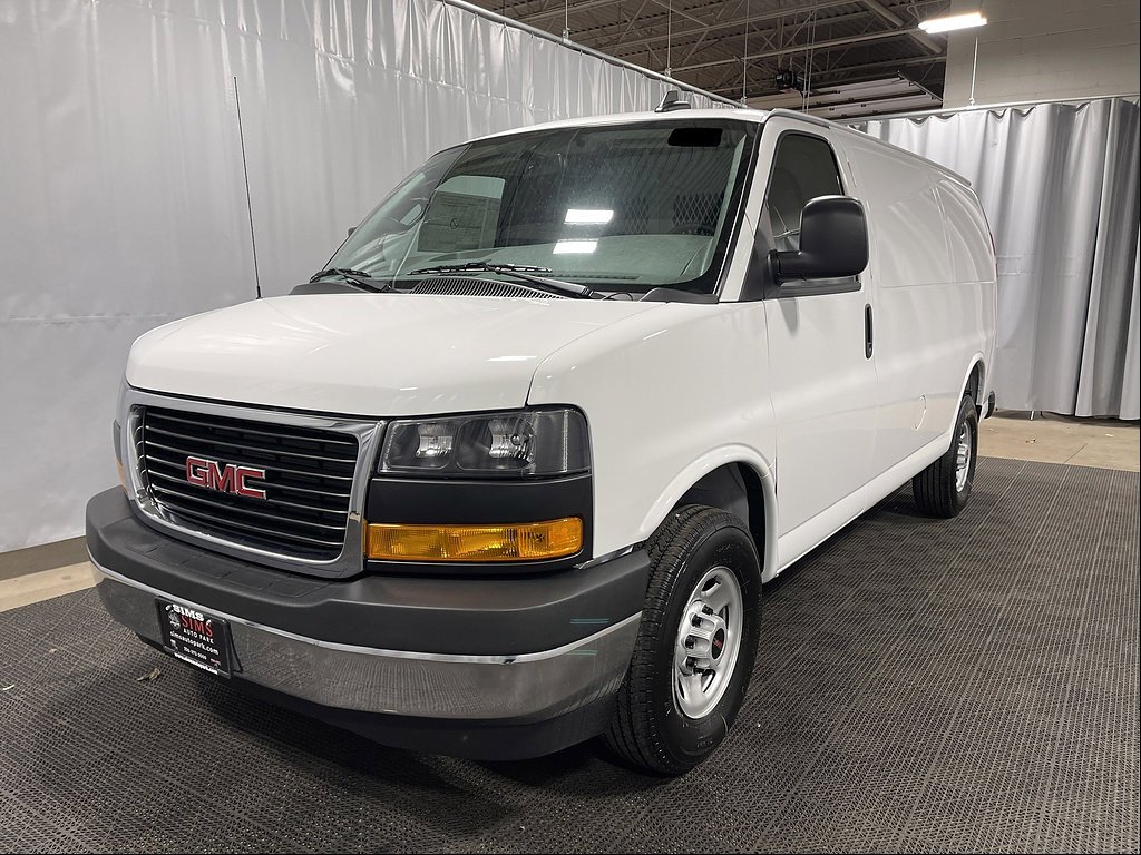 New 2026 Summit White GMC Work Van image 5