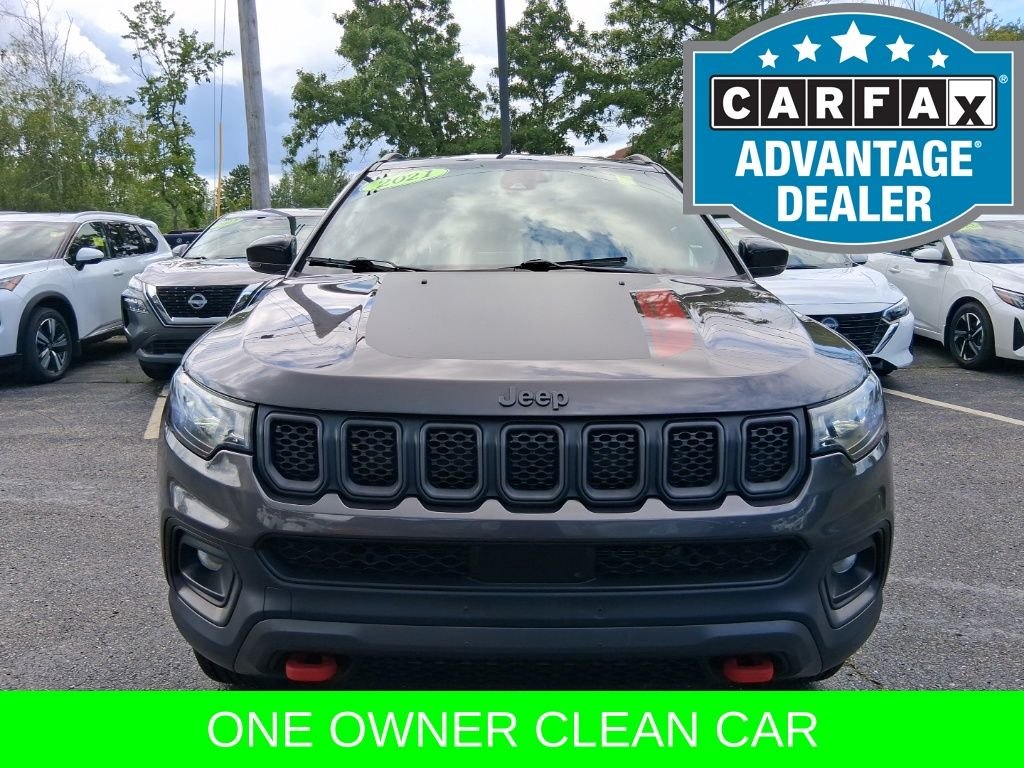 Used 2023 Gray Jeep Trailhawk image 3