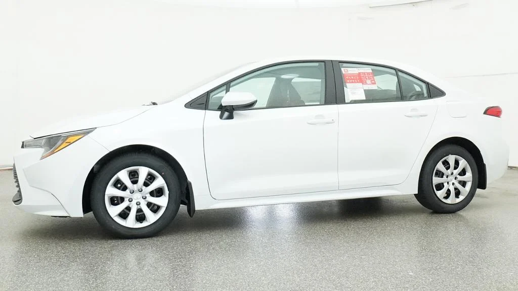 New 2026 Wind Chill Pearl Toyota LE image 4