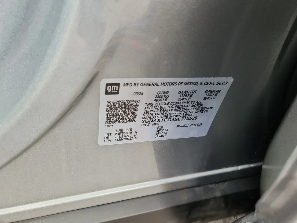 Used 2025 Gray Chevrolet RS image 19