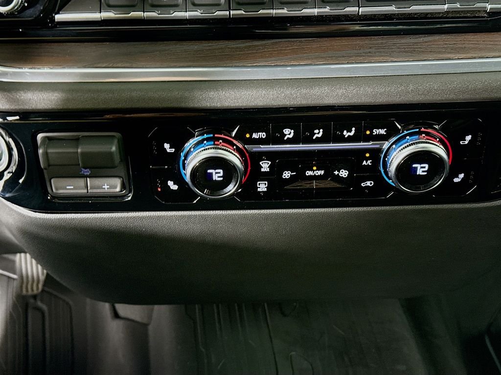 Used 2024 Silver GMC SLT image 15