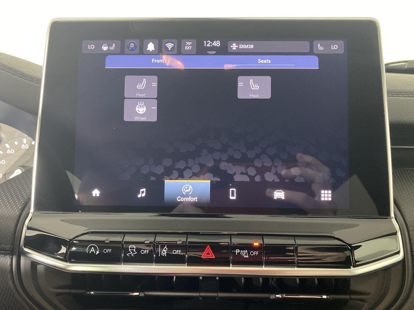 Used 2026 Red Hot Pearlcoat Jeep Limited Altitude image 3