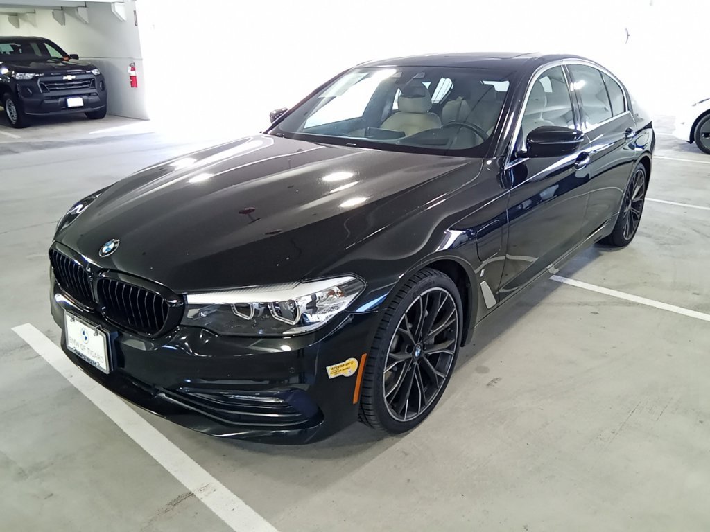 Used 2018 Black Sapphire Metallic BMW 530e xDrive iPerformance image 1