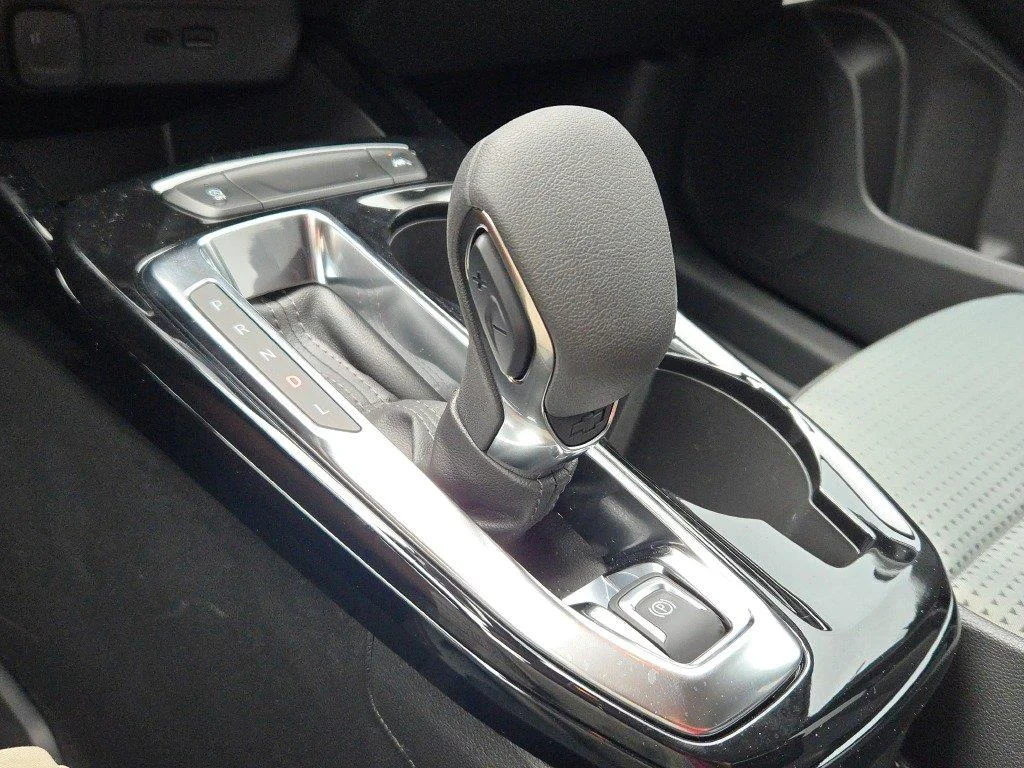 New 2026 Mosaic Black Metallic Chevrolet LT image 21