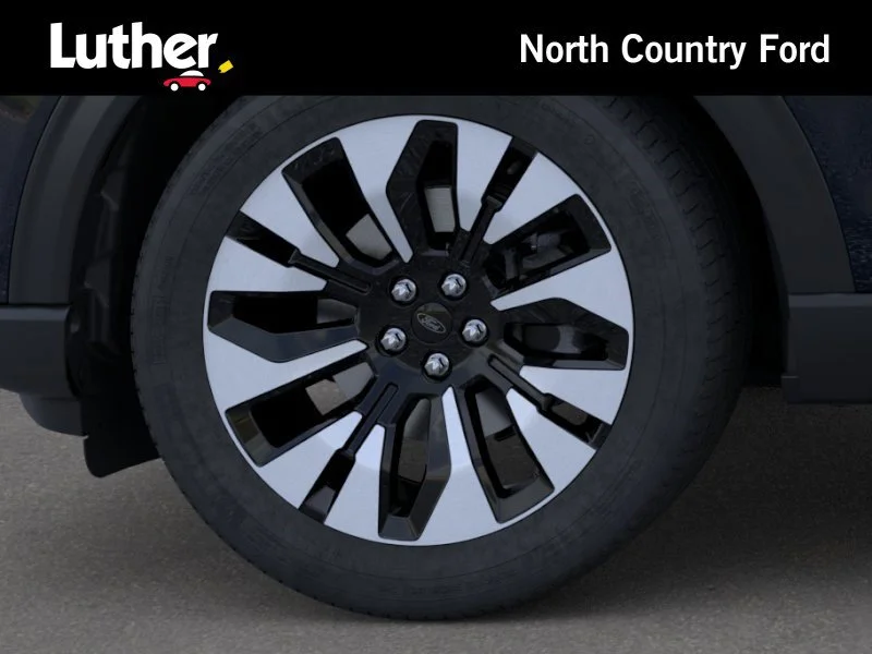New 2026 Agate Black Metallic Ford Platinum™ image 19
