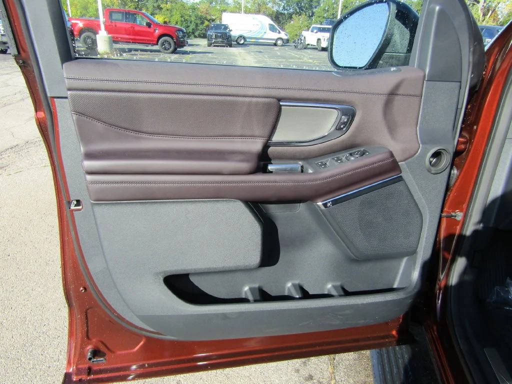 New 2027 Bronze Fire Metallic Tinted Clearcoat Ford MAX Platinum image 15