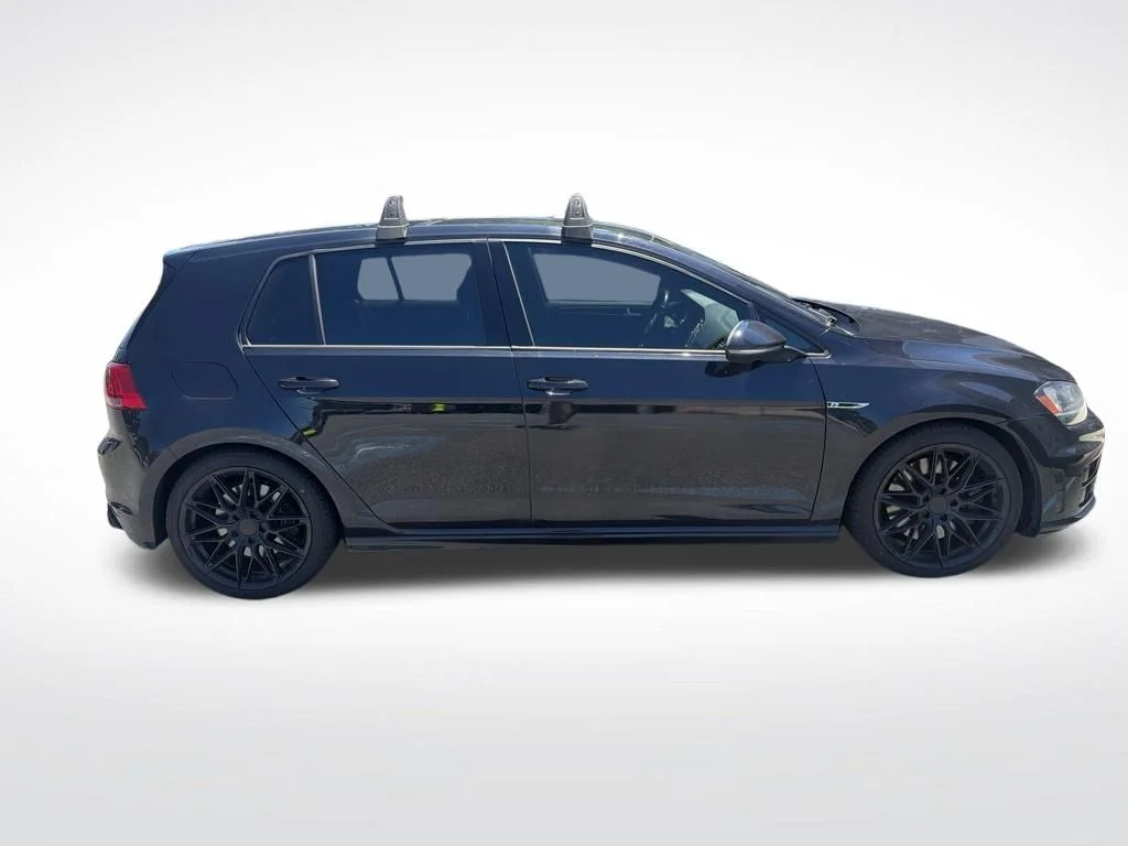 Used 2017 Black Volkswagen DCC & Navigation 4Motion image 2