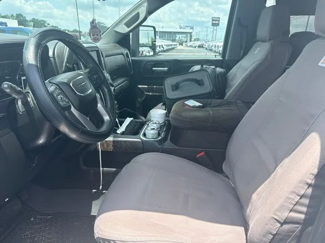 Used 2022 White GMC Denali image 26