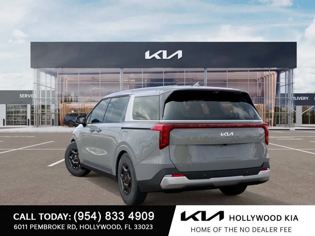 New 2027 Ceramic Silver Kia LXS image 4