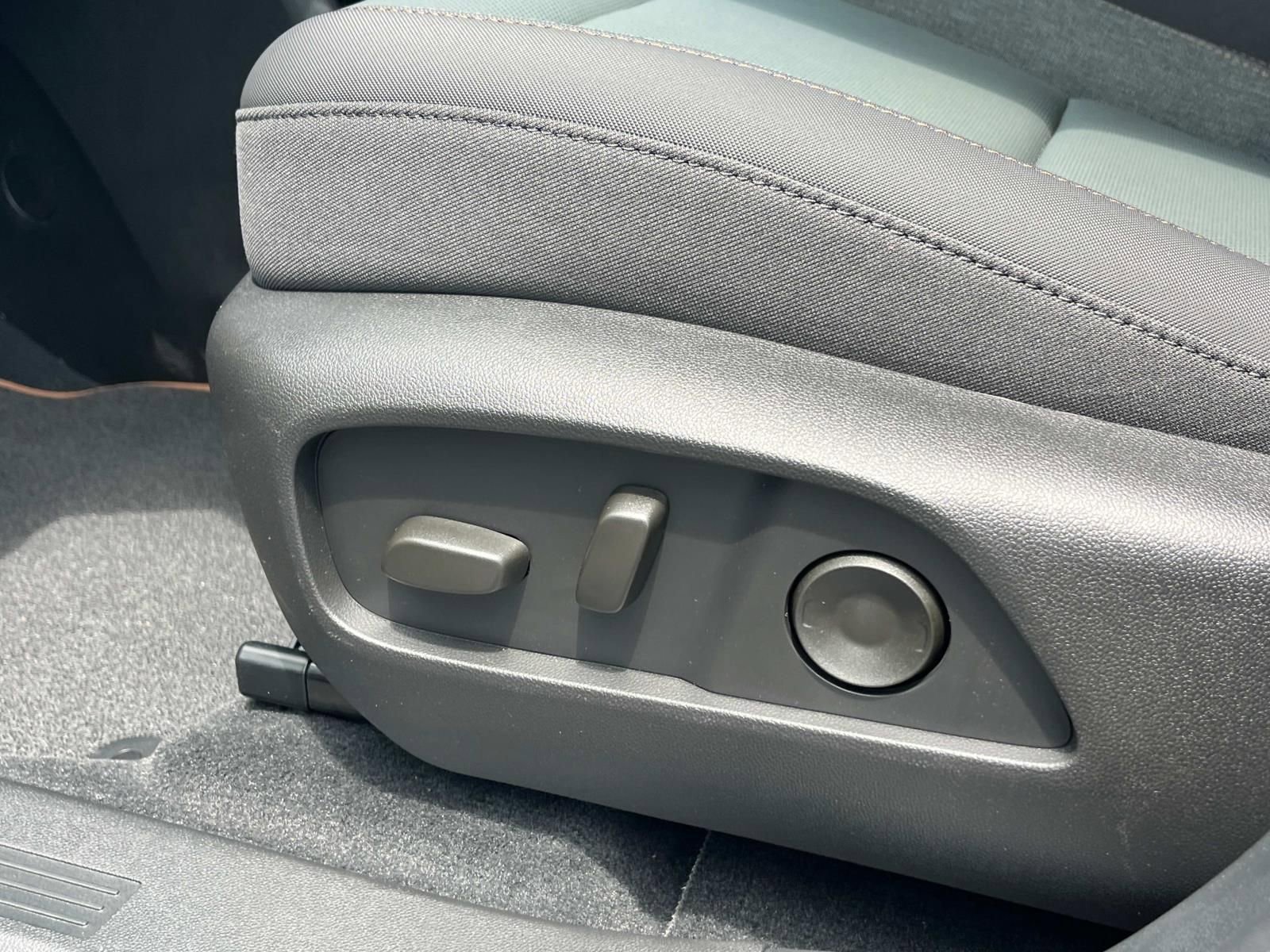 2026 GMC Terrain AT4 - Photo 24