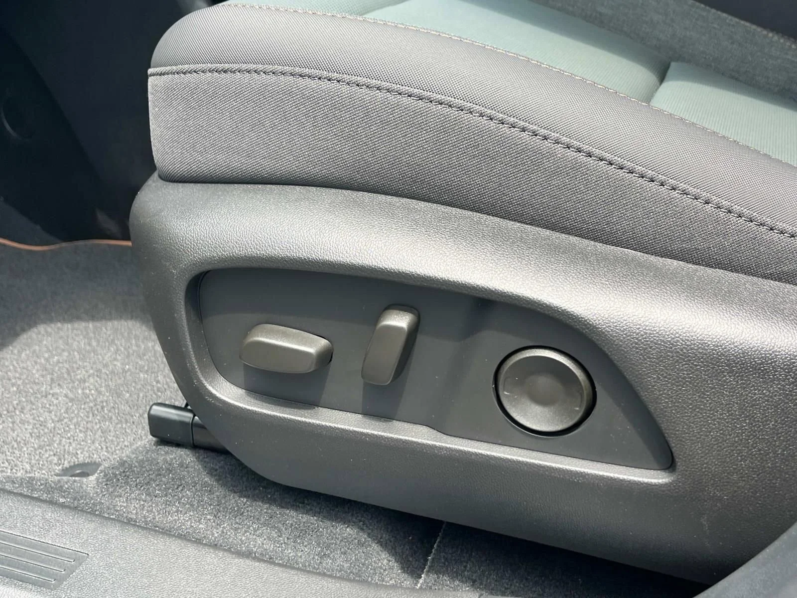 2026 GMC Terrain AT4 - Photo 24