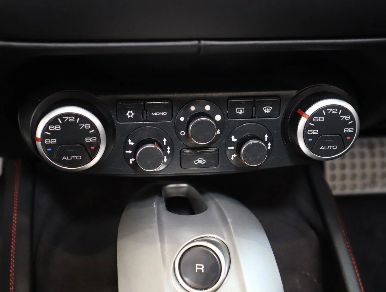 Used 2016 Nero Daytona Ferrari T image 33