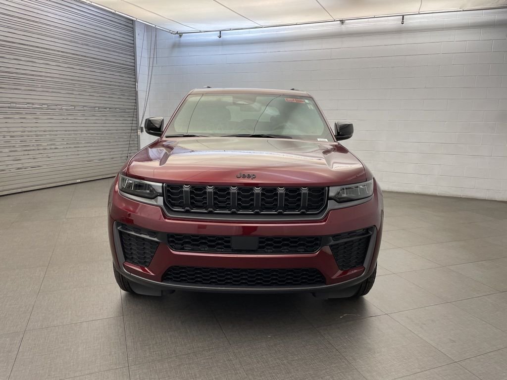 New 2026 Velvet Red Pearl-Coat Exterior Paint Jeep Altitude image 6