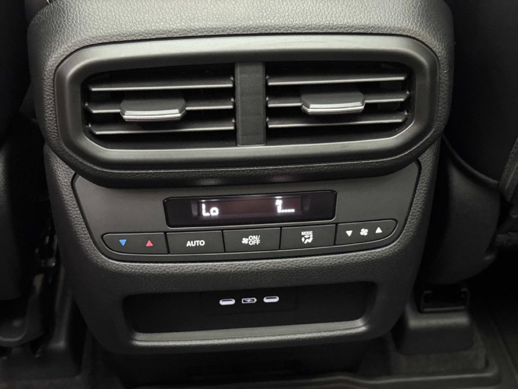 Used 2025 Red Honda Touring image 17