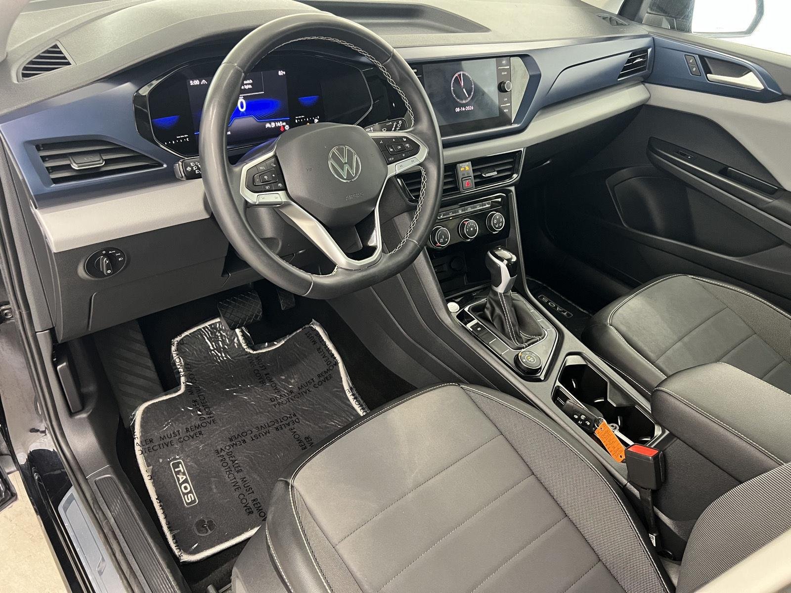 2023 Volkswagen Taos SE - Photo 13