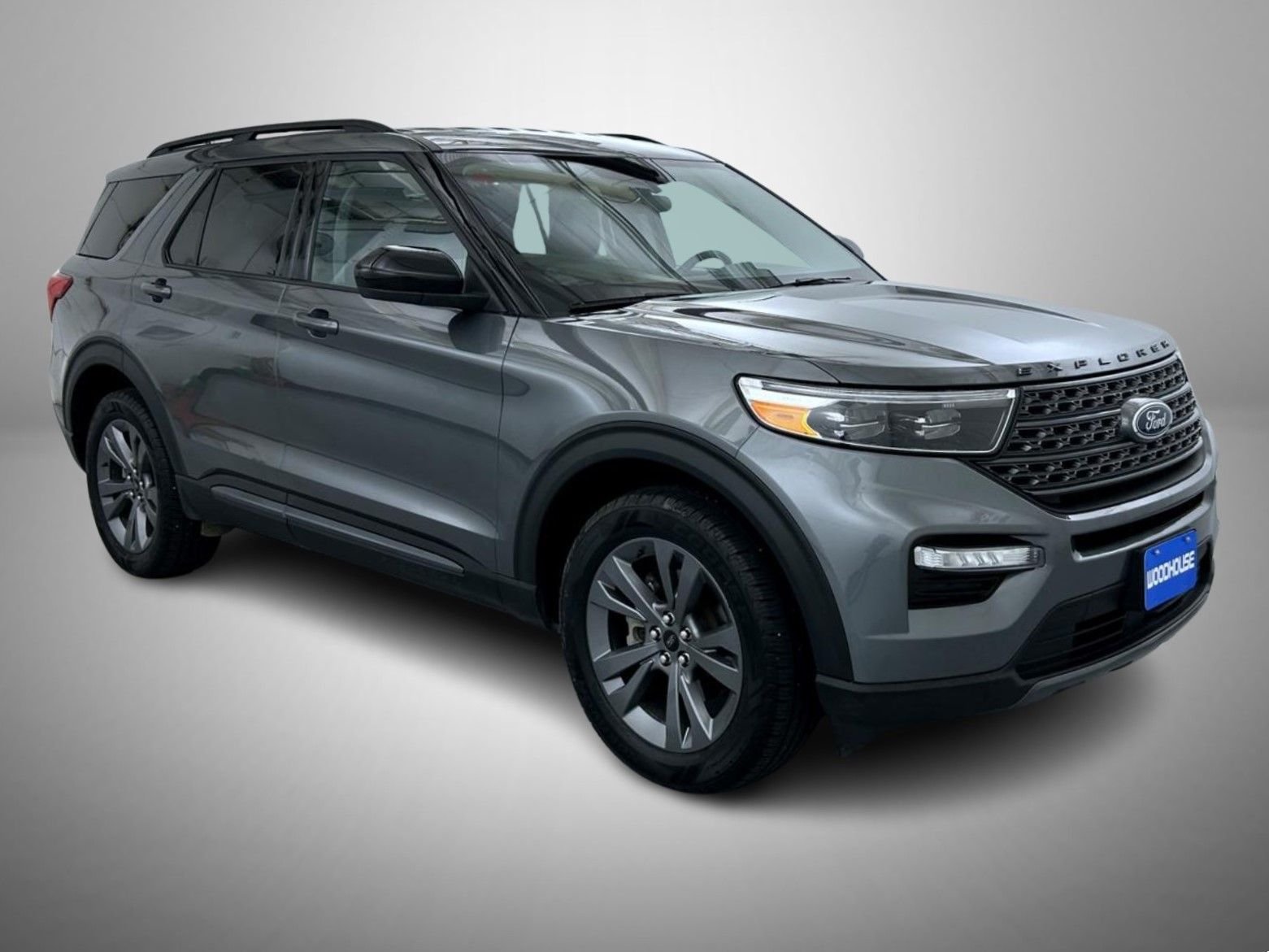Used 2023 Gray Ford XLT image 3