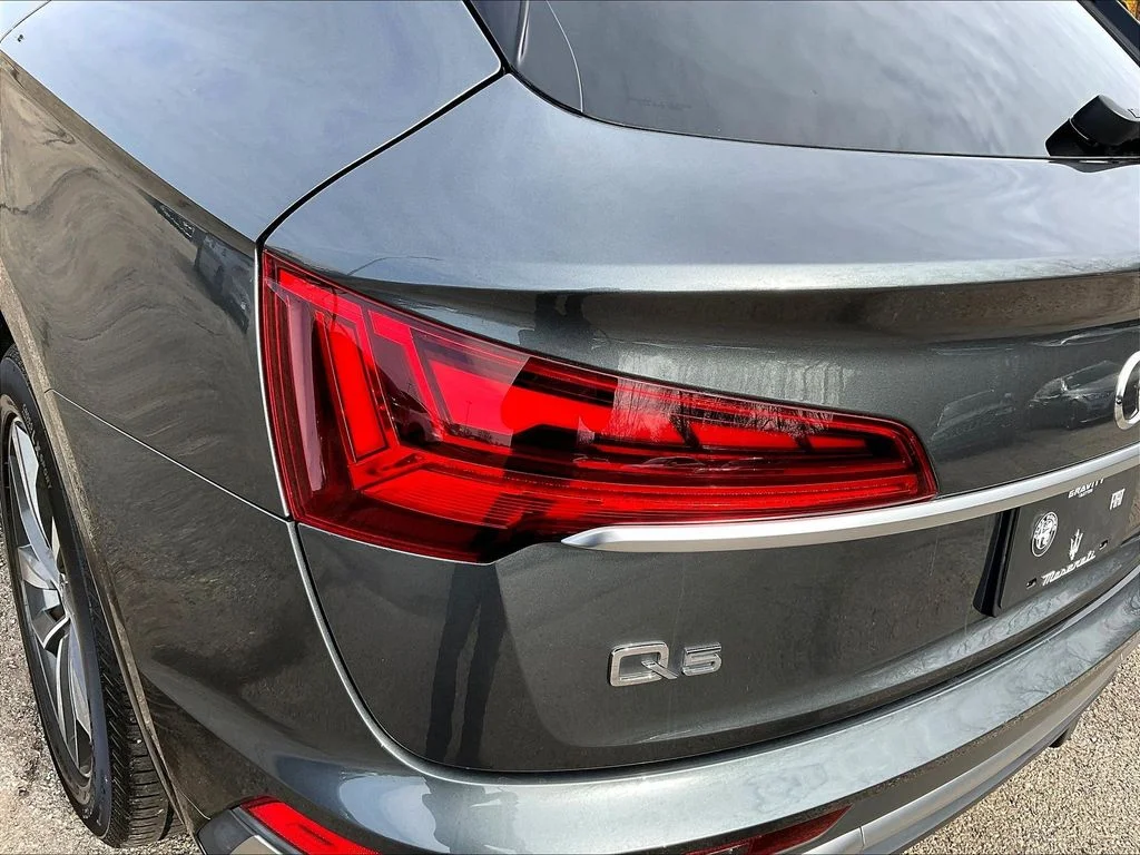 Used 2022 Daytona Gray Pearl Effect Audi 45 S line Premium image 23